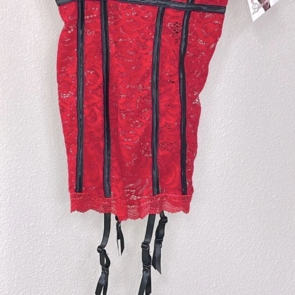 Dreamgirl Ruby Red Lace Underwire Bustier Corset Chemise Garter Strap Size Small